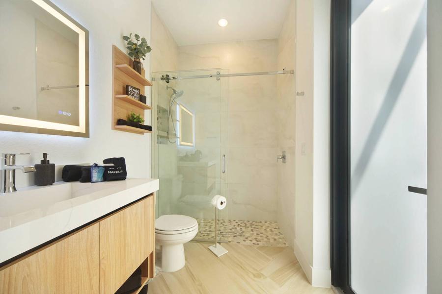 MLS_bh903_lg_pic64_1